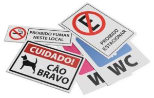 Placa de PVC 1mm PVC 1mm Pequenos e Grandes formatos 4x0 Adesivo Vinil Impresso Aplicado - Eco-Solvente Corte Reto 